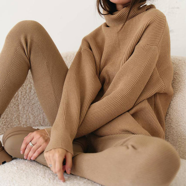 Verona | Chic high neck pullover