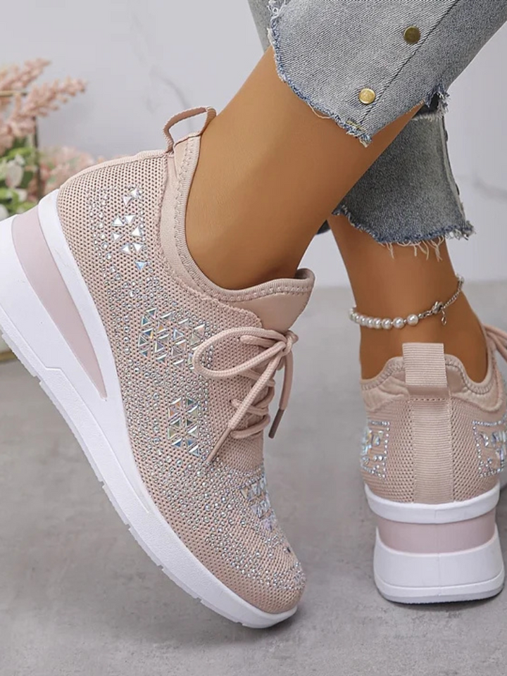 CARRY ELEVATED SNEAKERS